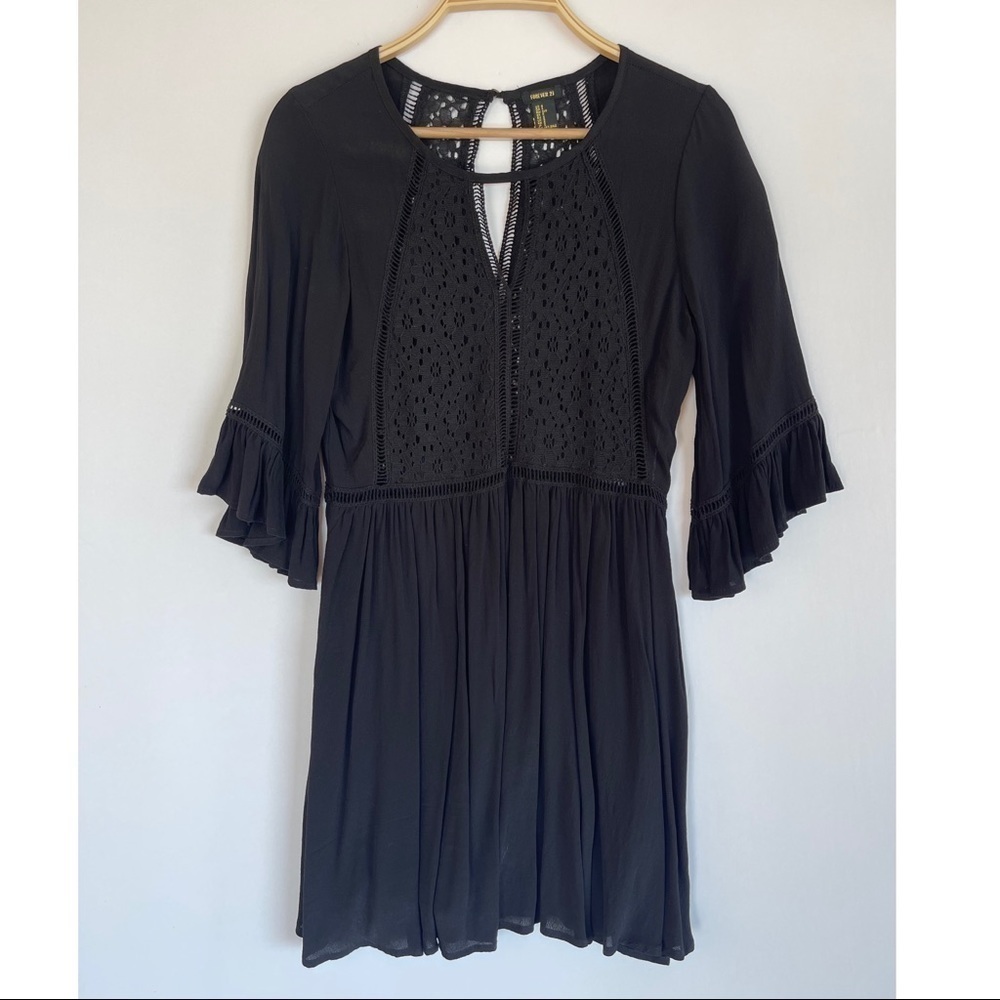 Forever 21 Black Lace Front and Back Panel 3/4 Flutter Sleeve